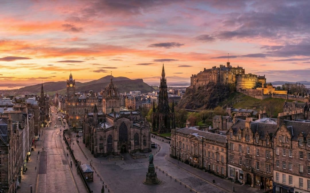 Things to Do in Edinburgh – Top 10 Attractions, Hotels and Restaurants